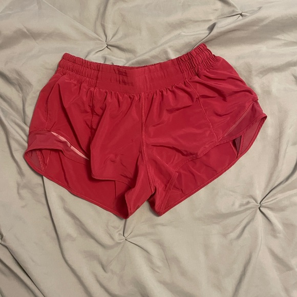 lululemon athletica Pants - Hotty hot short 2.5”